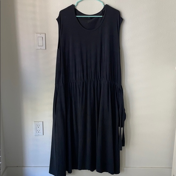 COS Dresses & Skirts - COS drawstring dress navy